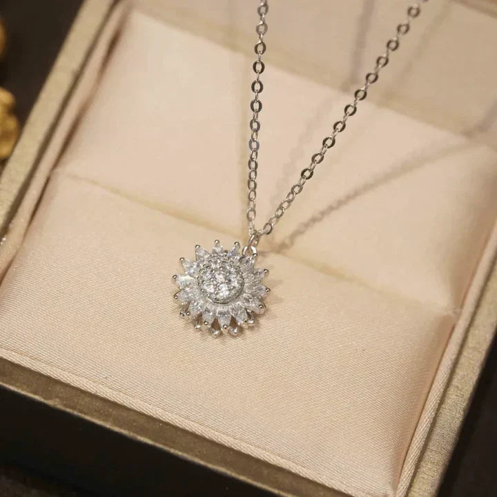 Fortuna Stellaris Necklace | Gold