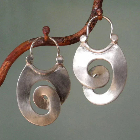 Antique Irregular Form Earrings | White Gold